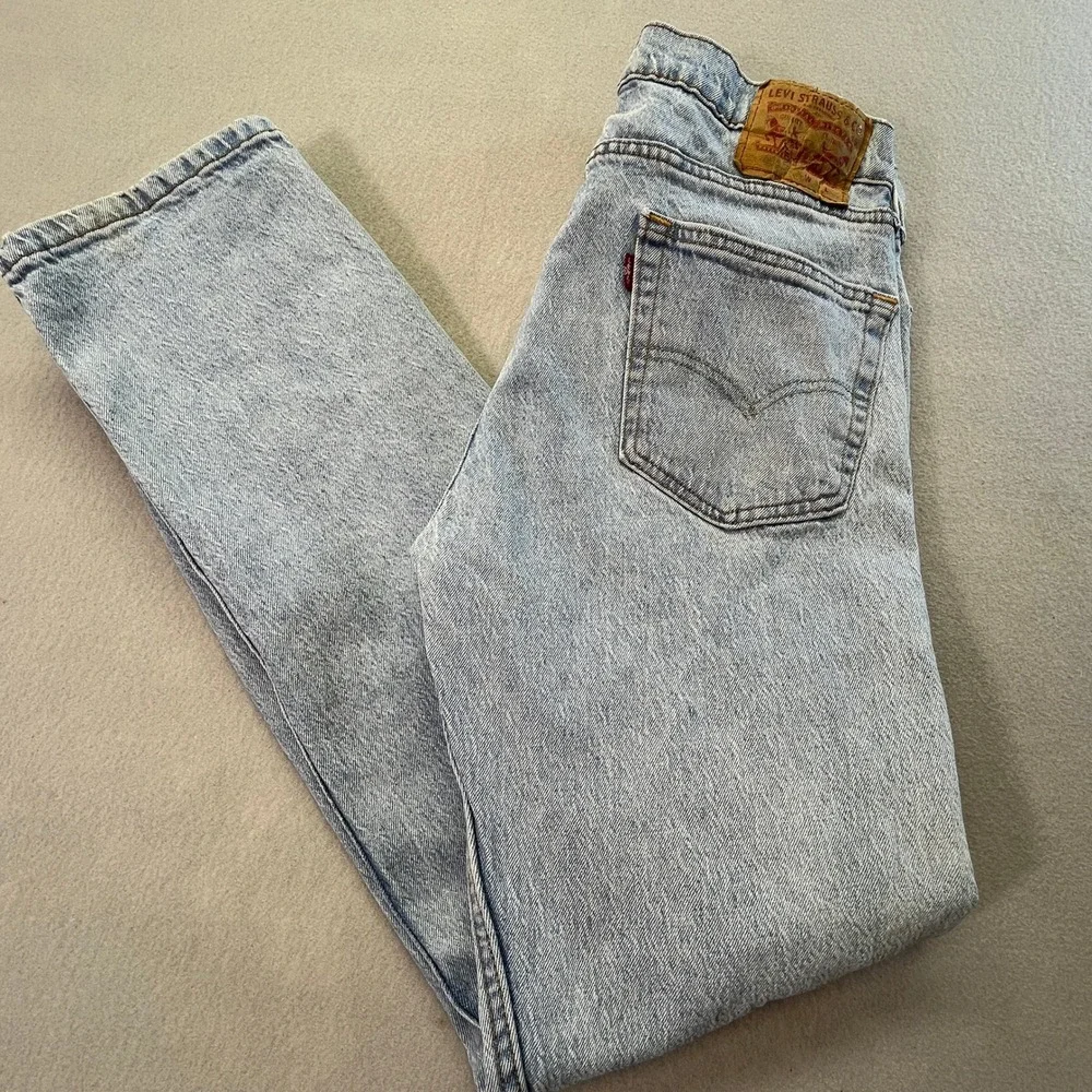 Levis 505 Regular Fit Straight Leg Light/Acid Wash Blue Denim Jeans M 33/32 READ